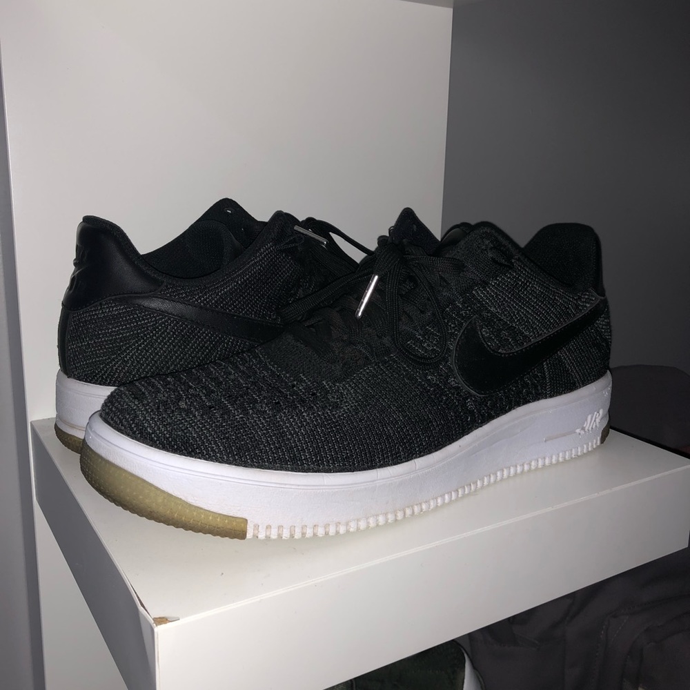 Nike Flyknit Air Force 1